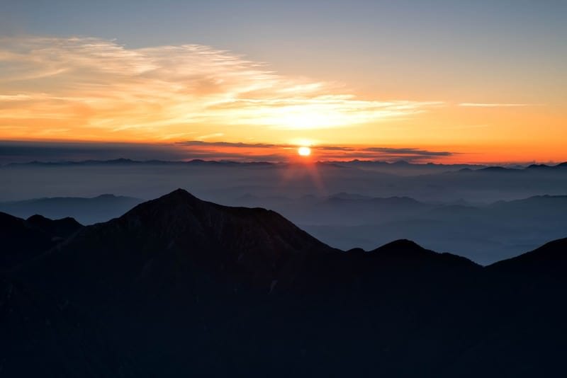 常念岳と日の出_山と日の出