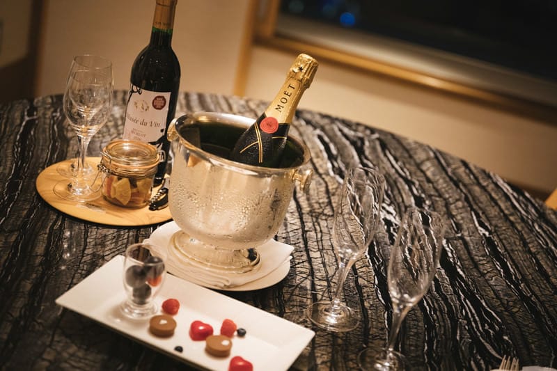 ワイン_お酒_キャバクラ